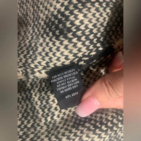 Ladies Powder River Outfitters Cream Aztec Lapel Fringe Knit Cardigan Small - Picture 8 of 9